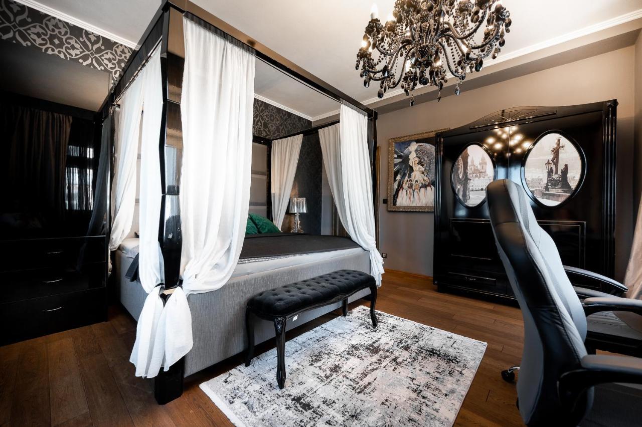 Premium Apt Kosice Center 3 Room 150M2 Hlavna Ulica Zewnętrze zdjęcie