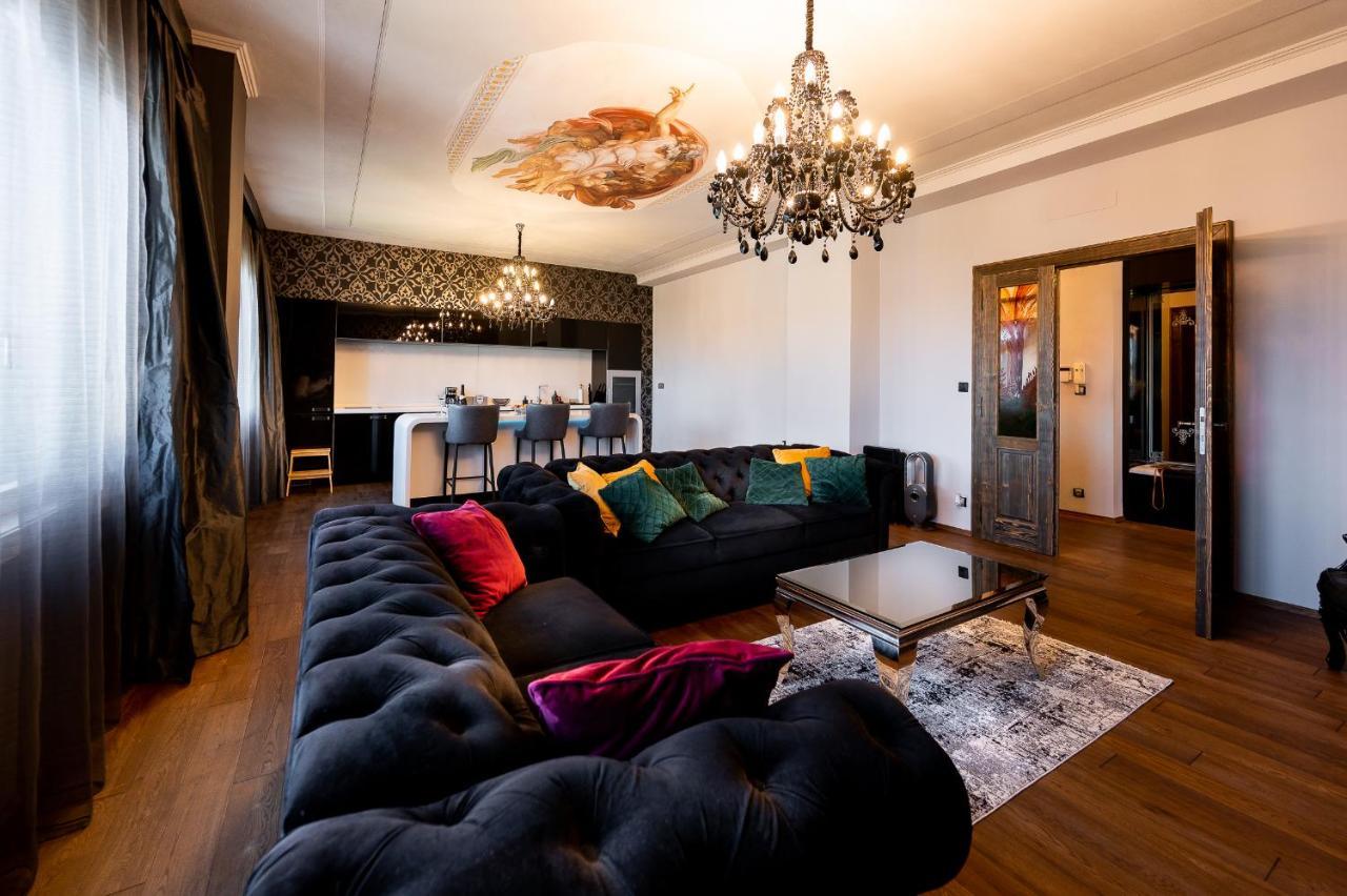 Premium Apt Kosice Center 3 Room 150M2 Hlavna Ulica Zewnętrze zdjęcie