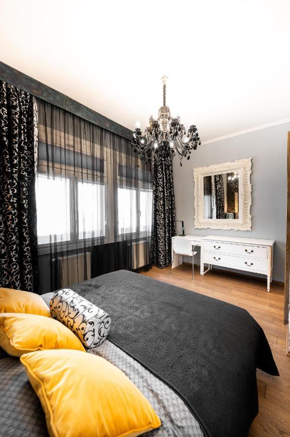 Premium Apt Kosice Center 3 Room 150M2 Hlavna Ulica Zewnętrze zdjęcie